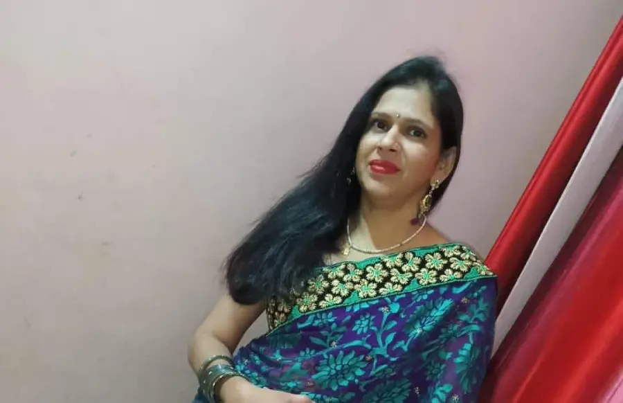 Ms. Dolly Rastogi | Mother of Siddhanshi Rastogi (IX Platinum)